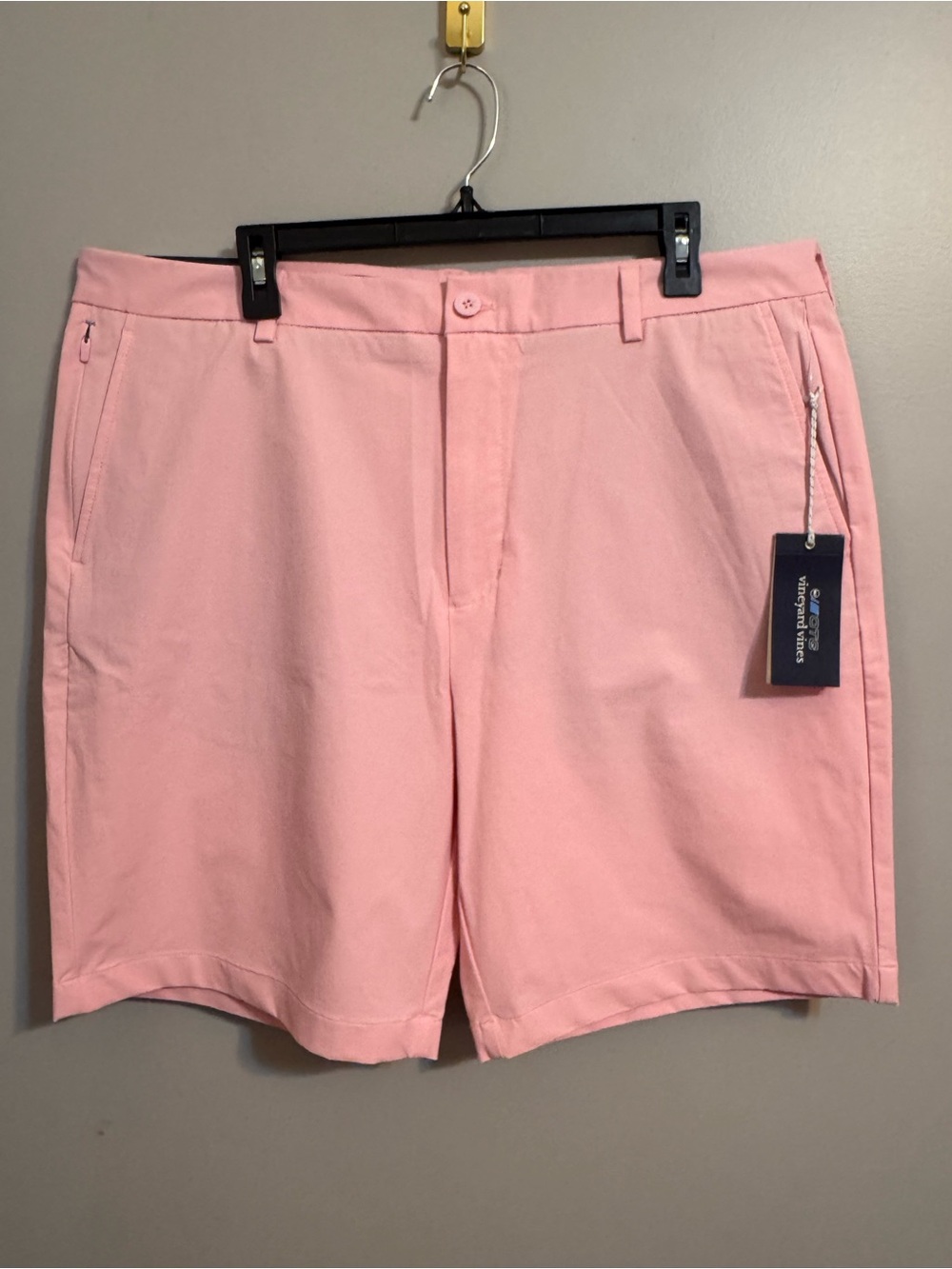 Vineyard Vines OTG Men’s Shorts Size 38 Pink Cloud NWT Stretch